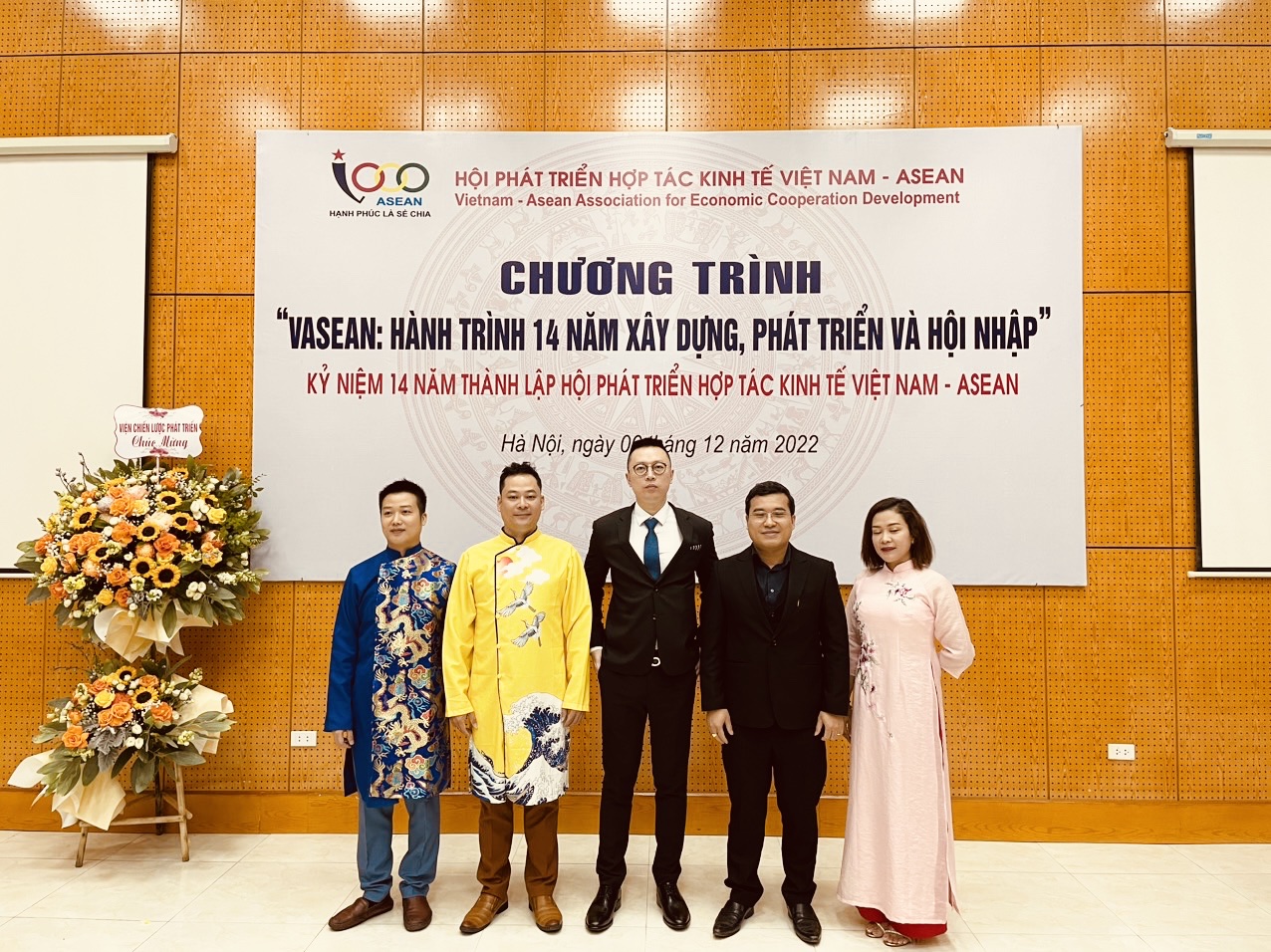 Bản đồ hội nhập mới của kinh tế tư nhân Việt Nam trong AEC 2025–2035: Từ chuỗi giá trị khu vực đến FDI chất lượng cao